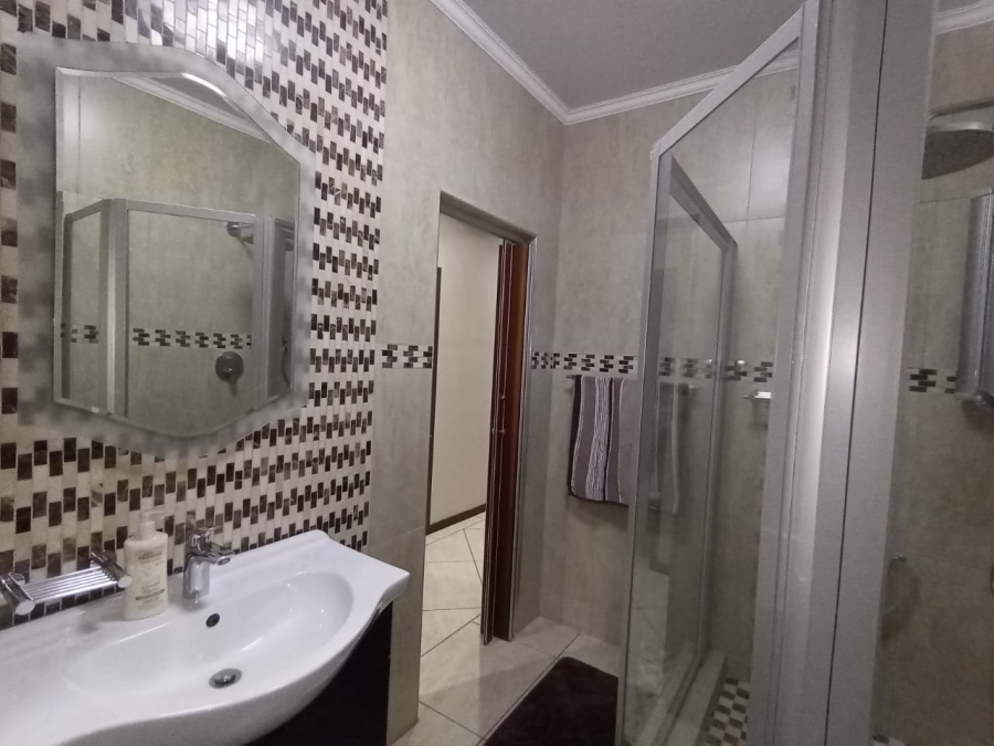 4 Bedroom Property for Sale in Baillie Park North West